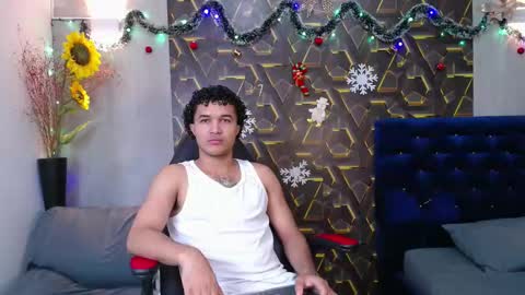 moon_and_fire_ online show from 12-20-25, 04:30