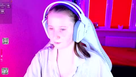 Lola online show from 03-04-26, 12:11