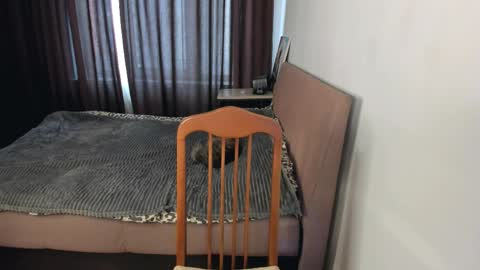 Zoe online show from 03-31-26, 02:17