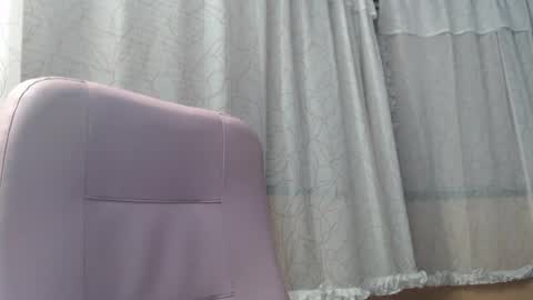 Snapshot of moon_cat85 chatting on 07-12-26, 11:51 Luna online show from 07-12-26, 11:51