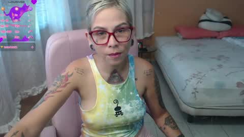 Snapshot of moon_cat85 chatting on 07-19-26, 03:05 Luna online show from 07-19-26, 03:05