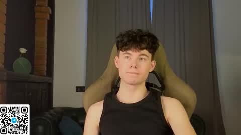 Snapshot of moon_gloww chatting on 03-08-26, 05:22 moon_gloww online show from 03-08-26, 05:22