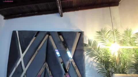 Luna  online show from 11-23-25, 02:17