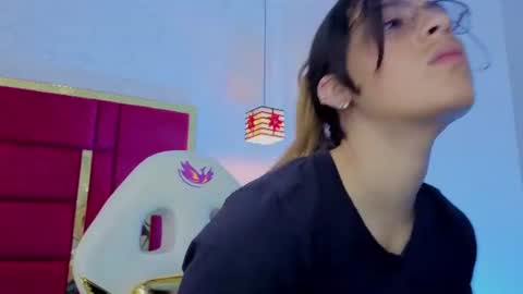 Winy online show from 06-24-26, 11:31