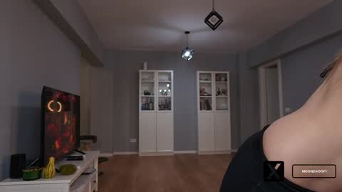 Anna online show from 11-23-25, 06:13