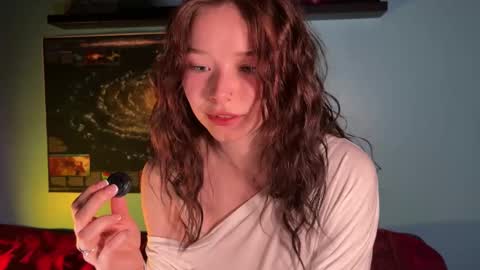 Snapshot of moonfaced_ chatting on 03-28-26, 05:12 Ann online show from 03-28-26, 05:12