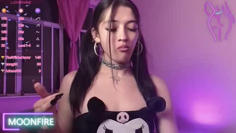 Nicky  online show from 02-11-25, 05:47