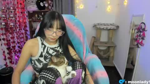 MOON  online show from 04-27-26, 01:25