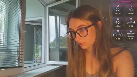 Snapshot of moonlight__lovers chatting on 09-19-25, 03:34 Dana online show from 09-19-25, 03:34