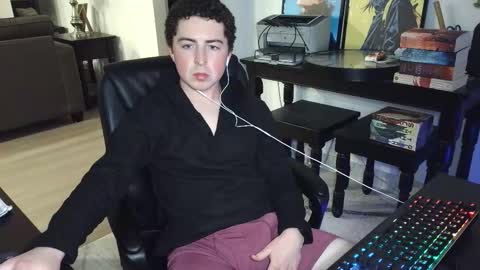 Snapshot of moonlighter7 chatting on 03-26-26, 12:17 moonlighter7 online show from 03-26-26, 12:17