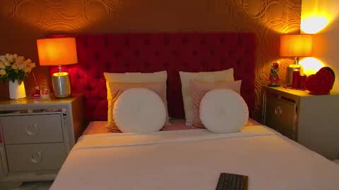 Snapshot of moonligt_iris chatting on 03-04-26, 06:08 moonligt_iris online show from 03-04-26, 06:08