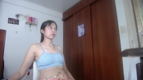 Snapshot of moonlunita chatting on 07-14-26, 08:47 moonlunita online show from 07-14-26, 08:47