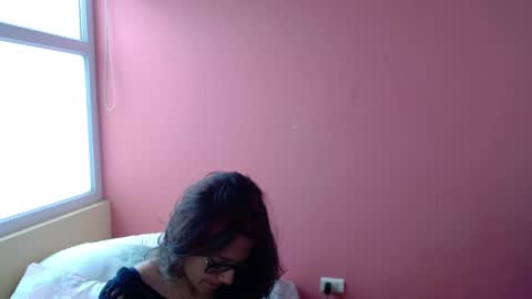 Snapshot of mora_haze chatting on 09-17-25, 03:03 Mora Haze 3 online show from 09-17-25, 03:03