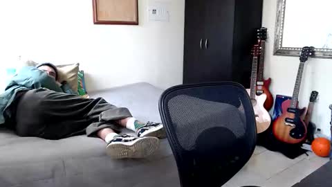 Abelardo online show from 10-04-25, 02:15