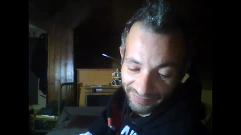 Snapshot of mordecai999 chatting on 10-26-25, 08:37 mordecai999 online show from 10-26-25, 08:37