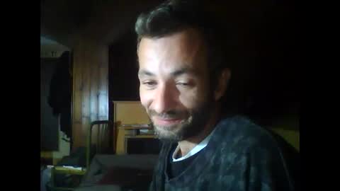 Snapshot of mordecai999 chatting on 10-31-25, 06:42 mordecai999 online show from 10-31-25, 06:42