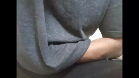 moreno_gatto online show from 10-16-25, 04:08