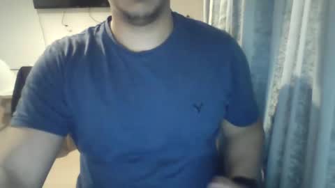 Snapshot of morenolatin19 chatting on 02-27-25, 05:47 Jos Luis online show from 02-27-25, 05:47