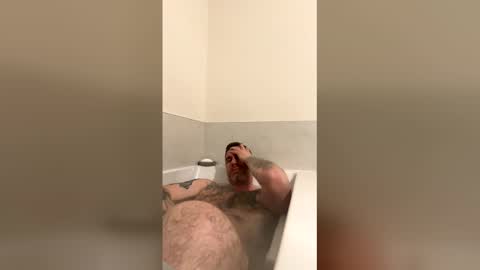 Moreplease online show from 04-10-26, 01:44