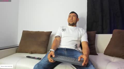    online show from 03-06-26, 10:45