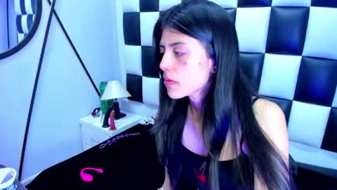 morganasmit_ online show from 10-22-25, 02:06