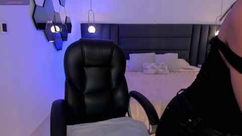 Snapshot of morganhicks chatting on 09-19-25, 07:58 Morgan Hicks online show from 09-19-25, 07:58