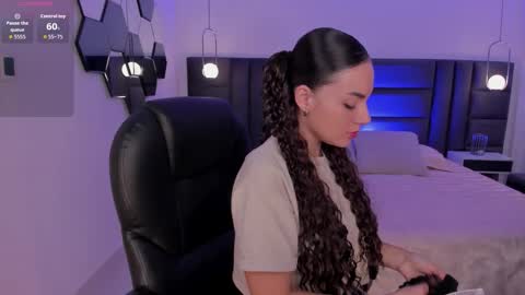 Snapshot of morganhicks chatting on 11-14-25, 07:34 Morgan Hicks online show from 11-14-25, 07:34