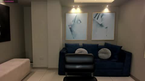 Snapshot of morganhicks chatting on 11-16-25, 11:27 Morgan Hicks online show from 11-16-25, 11:27