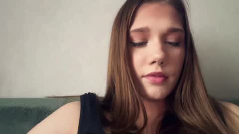 Nina online show from 07-03-26, 11:38