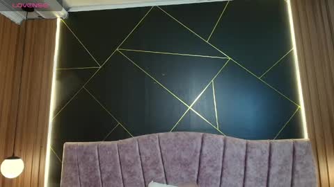 Moriah online show from 03-24-26, 12:54