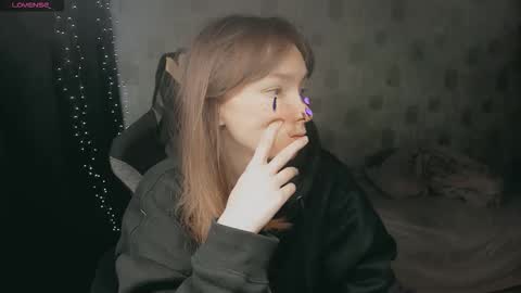 Snapshot of morimy chatting on 12-16-25, 03:33 Lisa 3 online show from 12-16-25, 03:33