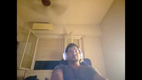 Bruno online show from 02-20-25, 05:23