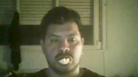 Snapshot of morocho777 chatting on 08-06-26, 06:04 Bruno online show from 08-06-26, 06:04