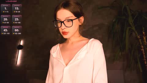 Snapshot of morphesoull chatting on 11-15-25, 03:19 morphe online show from 11-15-25, 03:19