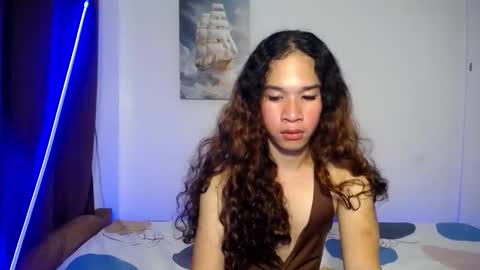 Snapshot of morrislivecumshow chatting on 05-21-26, 02:13 Morris online show from 05-21-26, 02:13