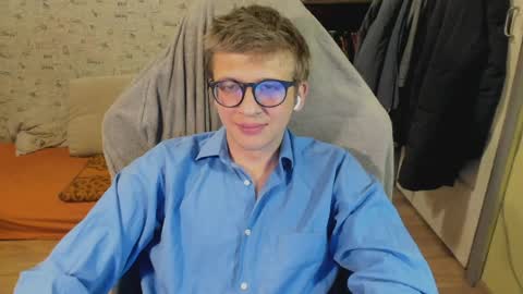 Snapshot of mortywithlove chatting on 05-30-26, 09:23 Morty online show from 05-30-26, 09:23