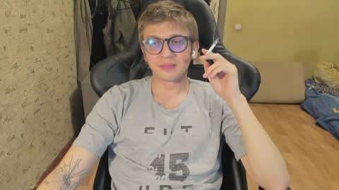 Snapshot of mortywithlove chatting on 06-06-26, 05:50 Morty online show from 06-06-26, 05:50