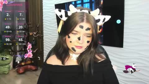 mori online show from 10-31-25, 03:02