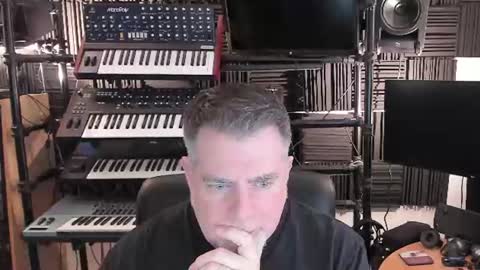 Snapshot of mostly_unbothered chatting on 08-01-26, 06:34 mostly_unbothered online show from 08-01-26, 06:34