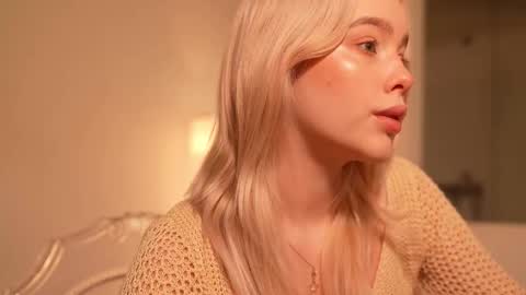 Snapshot of mother__of__dragons chatting on 10-04-25, 11:47  Deni and Jett my weekly schedule online show from 10-04-25, 11:47