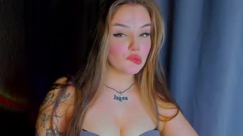 Snapshot of mousemother chatting on 02-12-25, 06:51 Carolina online show from 02-12-25, 06:51