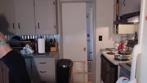 Mousie online show from 12-16-25, 07:08