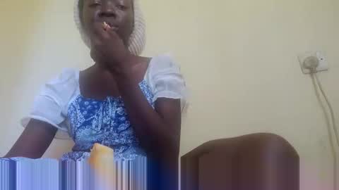 Snapshot of mouthymiss chatting on 10-10-25, 08:57 Mouthymiss online show from 10-10-25, 08:57