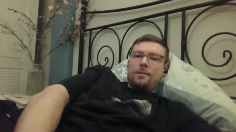 Snapshot of moveyourbody_dancewithme chatting on 03-29-26, 04:07 moveyourbody_dancewithme online show from 03-29-26, 04:07