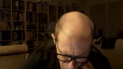 Snapshot of moviem1978 chatting on 01-01-25, 04:29 Frederik online show from 01-01-25, 04:29