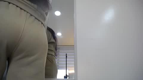 Snapshot of moxa_hot chatting on 01-22-25, 02:14 moxa hot online show from 01-22-25, 02:14