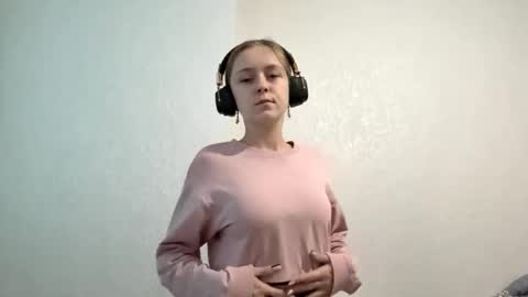 Jenny online show from 12-16-25, 04:28