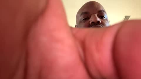 Snapshot of mr6ray chatting on 12-14-24, 06:52 mr6ray online show from 12-14-24, 06:52