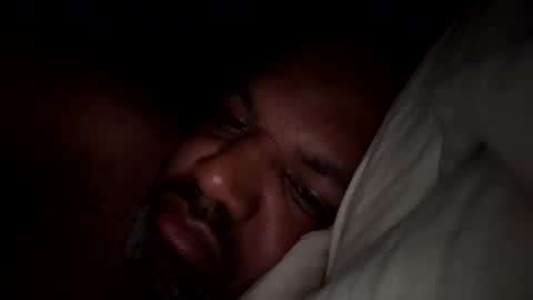 Snapshot of mr6ray chatting on 12-19-24, 05:51 mr6ray online show from 12-19-24, 05:51