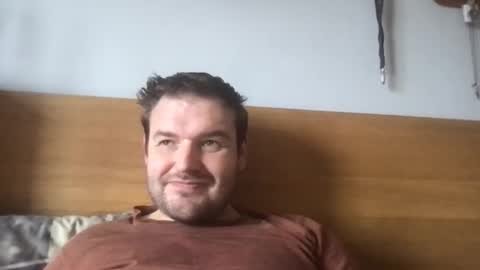 Snapshot of mr834565 chatting on 04-04-26, 10:46 mr834565 online show from 04-04-26, 10:46